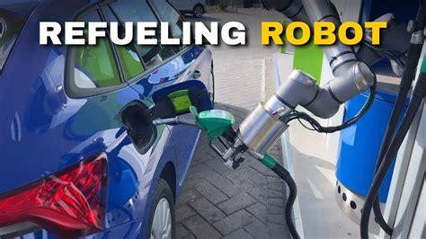 Autofuel using robotic refueling to provide greater equity for disabled gas station users